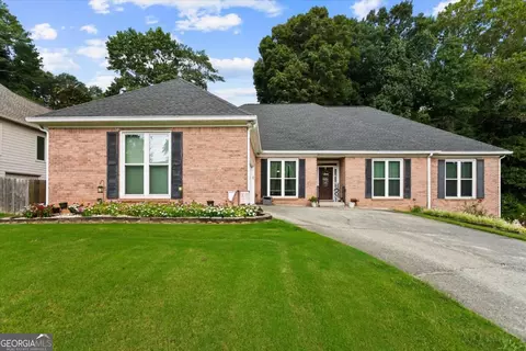 2820 Ashton Tree Ct, Dacula, GA 30019