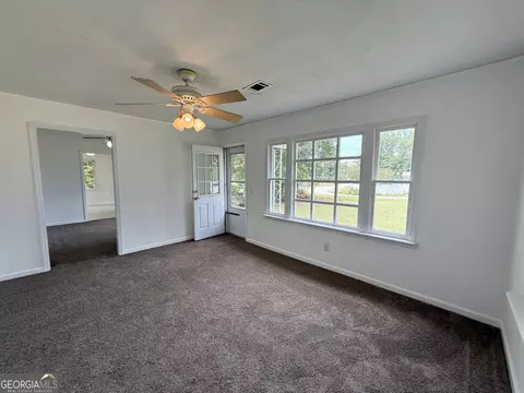 Living - 60 Priscilla Dr, Lagrange, GA 30241 photo 1 of 10