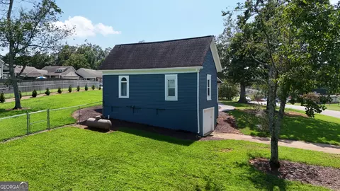 Exterior - 680 Elrod St, Cornelia, GA 30531 photo 9 of 14
