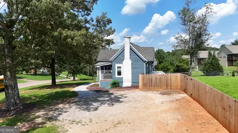 Exterior - 680 Elrod St, Cornelia, GA 30531 photo 12 of 14