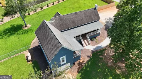 Exterior - 680 Elrod St, Cornelia, GA 30531 photo 5 of 14
