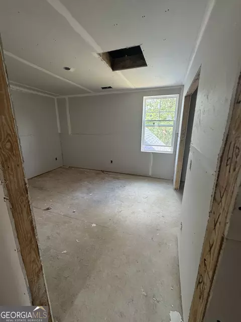 Bedroom - 201 New Dr, Claxton, GA 30417 photo 3 of 4