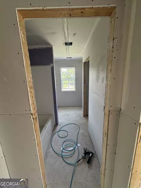 Entry Way - 201 New Dr, Claxton, GA 30417 photo 5 of 6