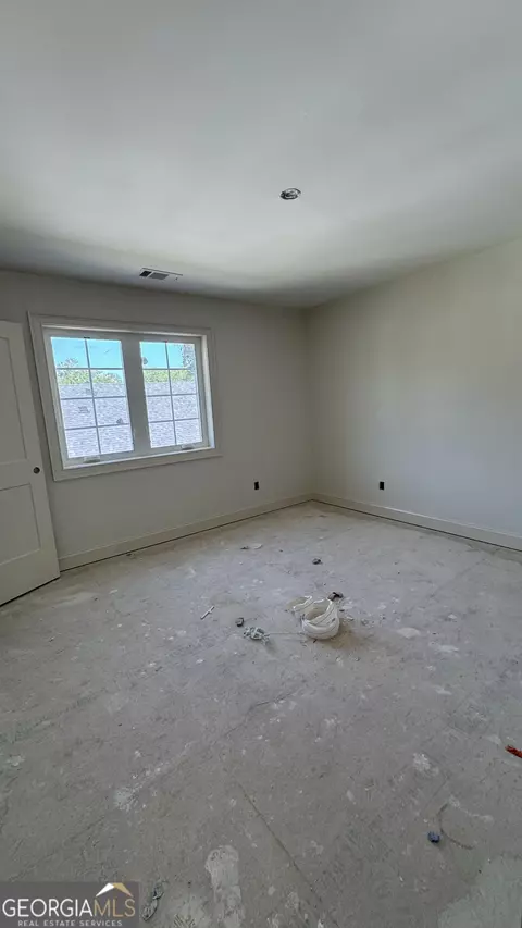 Bedroom - 201 New Dr, Claxton, GA 30417 photo 2 of 4
