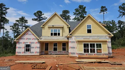 131 Hawthorne Ln, Forsyth, GA 31029