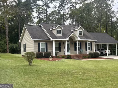 94 24th Ave, Eastman, GA 31023