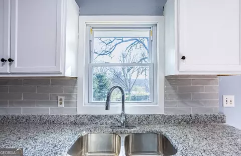 Kitchen - 607 Harwell Ave, Lagrange, GA 30240 photo 4 of 4