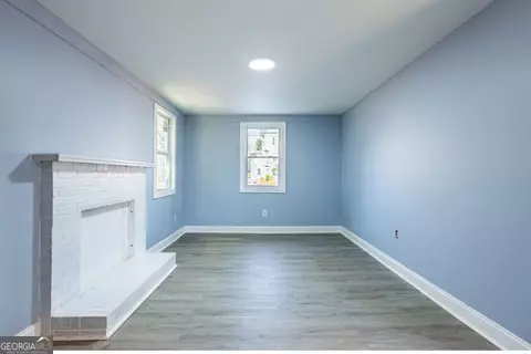Living - 607 Harwell Ave, Lagrange, GA 30240 photo 5 of 7