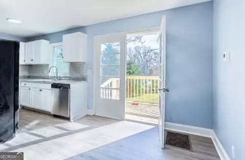 Entry Way - 607 Harwell Ave, Lagrange, GA 30240 photo 1 of 4