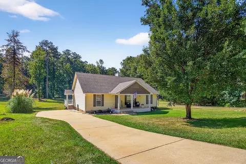 771 Waterview Dr, Lagrange, GA 30240 photo 2