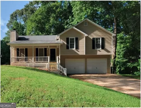 274 Peach Crossing Dr, Dallas, GA 30132