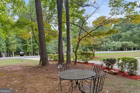 Exterior - 110 Hawthorne Cir, Lagrange, GA 30240 photo 8 of 9