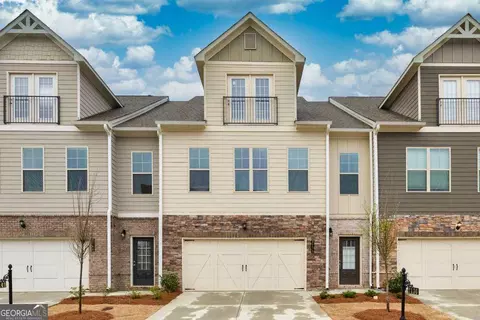 2020 Manor Pointe Dr, Cumming, GA 30041