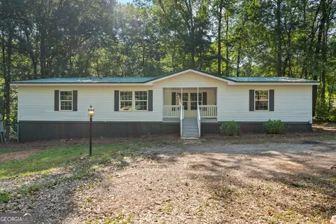 1014 Minnie Sewell Rd, Grantville, GA 30220