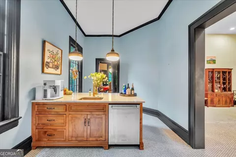 Kitchen - 619 College St, Macon, GA 31201 photo 5 of 7