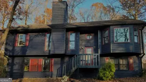 1534 Oakhill Dr, Auburn, GA 30011