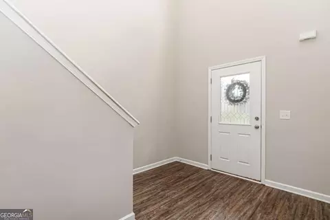 Entry Way - 738 Stable View Loop, Dallas, GA 30132 photo 5 of 9