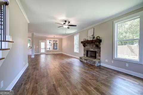 Living - 10 Dove Pointe, Euharlee, GA 30145 photo 1 of 6