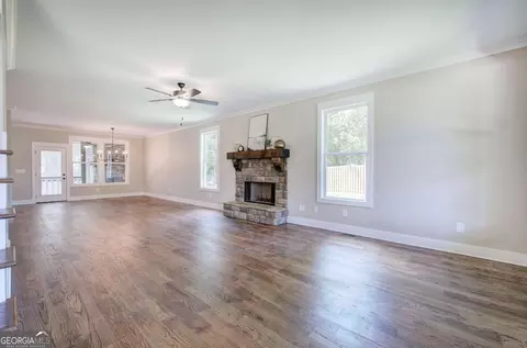 Living - 10 Dove Pointe, Euharlee, GA 30145 photo 2 of 6
