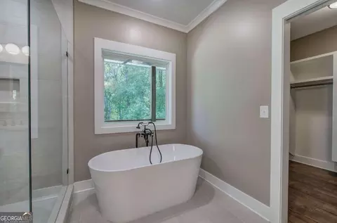 Bath - 10 Dove Pointe, Euharlee, GA 30145 photo 8 of 9