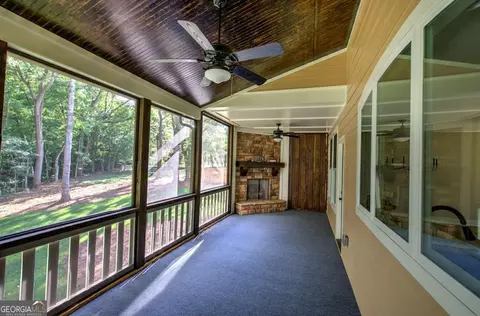 Exterior - 10 Dove Pointe, Euharlee, GA 30145 photo 6 of 12