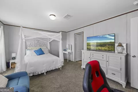 Bedroom - 219 Piney Grove Rd, Comer, GA 30629 photo 8 of 10