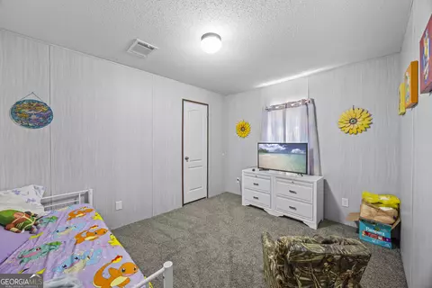 Bedroom - 219 Piney Grove Rd, Comer, GA 30629 photo 5 of 10