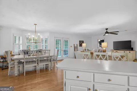 Dining - 410 Gordon St, Lagrange, GA 30240 photo 1 of 2