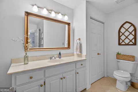 Bath - 410 Gordon St, Lagrange, GA 30240 photo 1 of 3