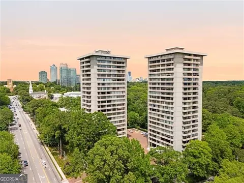 2575 Peachtree Rd NE #9-G, Atlanta, GA 30305