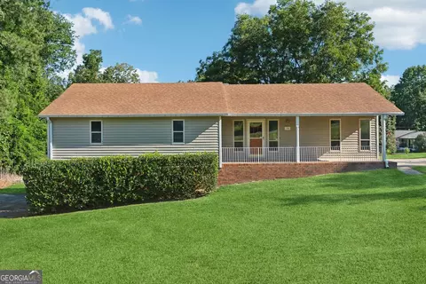 106 Trickum Hills Dr, Woodstock, GA 30188