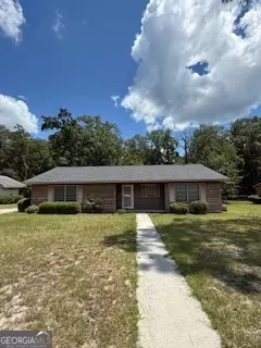 121 Rollingwood Dr, Dublin, GA 31021