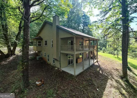 471 Pierce Cove Rd, Hiawassee, GA 30546
