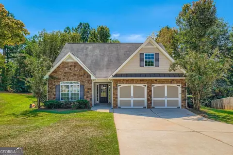 621 Savannah Dr, Villa Rica, GA 30180
