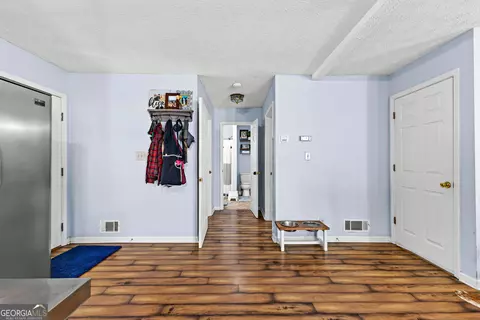 Entry Way - 2192 Gaulding Rd, Concord, GA 30206 photo 3 of 5