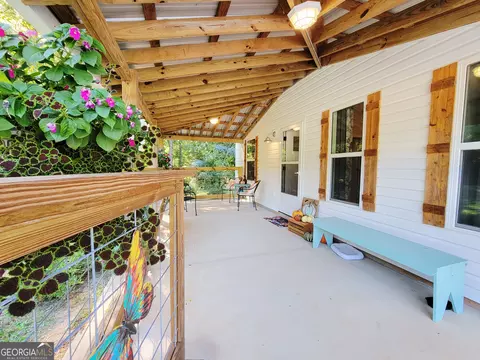 Exterior - 526 Louina Rd, Roanoke, AL 36274 photo 5 of 9