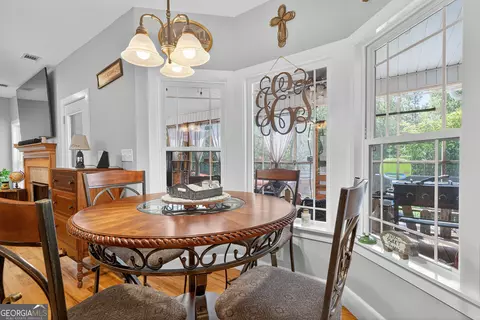 Dining - 169 Maynard Rd, Gray, GA 31032 photo 5 of 6