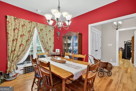 Dining - 169 Maynard Rd, Gray, GA 31032 photo 2 of 6