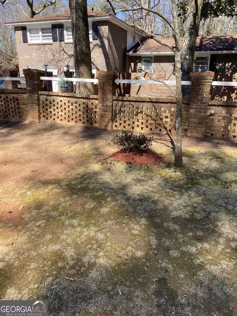 2503 Whites Mill Rd, Decatur, GA 30032