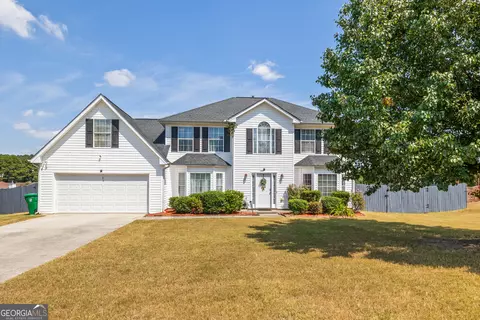 7992 Browning Dr, Lithonia, GA 30058