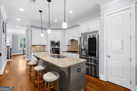 2442 Gatebury Cir, Chamblee, GA 30341 photo 17