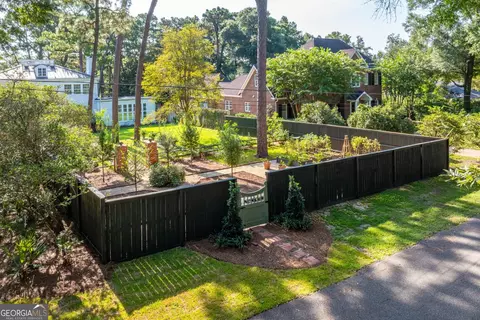 Exterior - 1 Croydon Rd, Mobile, AL 36608 photo 17 of 19
