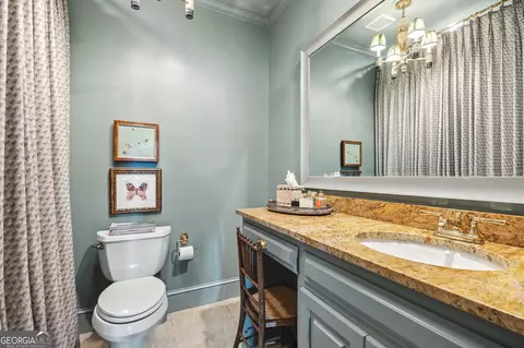 Bath - 1 Croydon Rd, Mobile, AL 36608 photo 1 of 5