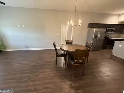 Dining - 215 Red Tail Cir, Byron, GA 31008 photo 4 of 4