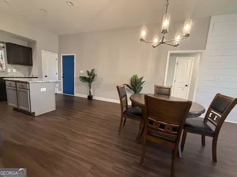 Dining - 215 Red Tail Cir, Byron, GA 31008 photo 1 of 4