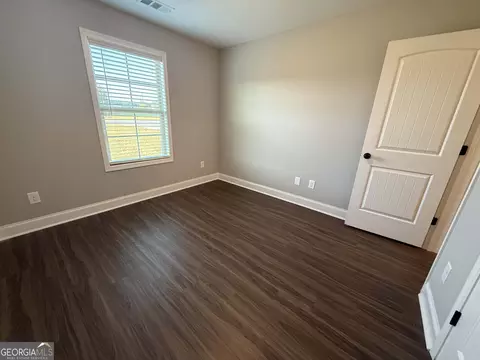 Bedroom - 215 Red Tail Cir, Byron, GA 31008 photo 2 of 4