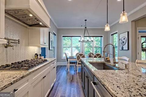 Kitchen - 149 Fall Pippin Ct, Clarkesville, GA 30523 photo 3 of 8