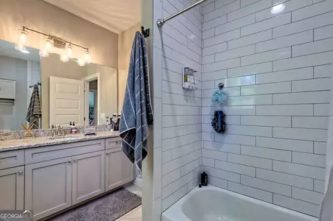 Bath - 149 Fall Pippin Ct, Clarkesville, GA 30523 photo 12 of 12