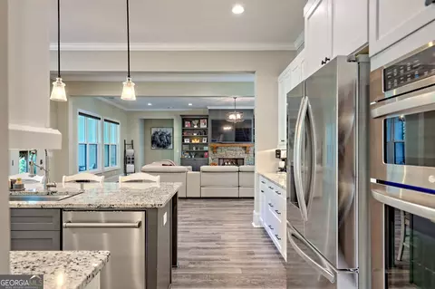 Kitchen - 149 Fall Pippin Ct, Clarkesville, GA 30523 photo 8 of 8