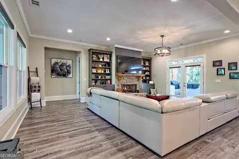 Living - 149 Fall Pippin Ct, Clarkesville, GA 30523 photo 1 of 9